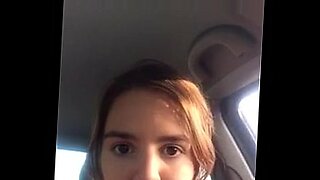 fake agent bsngs naive babe in his car in public