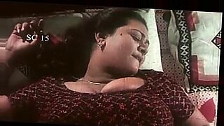 indian aunty s nude body bj and pussy fingering on bed