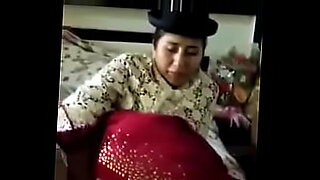 sexo xxx con cholas y cholos cholitas empleada boliviana pollera