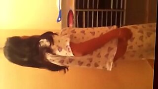 tamilhousewife aunty saree blouse removing dress changing videos
