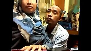 mom vs young indonesian