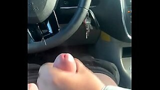 klixen handjob car while driving