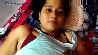 pakistani muslim wife get big tits massages and plays with pussy