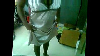 indian mom removing dress