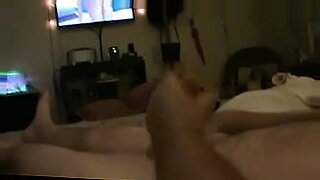 mom and sun sex in hotel bed