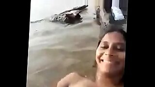 hidden tamil girls bath nude