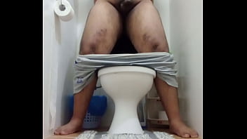 toilet piss korea