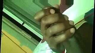 hot brunette fingers pussy on webcam