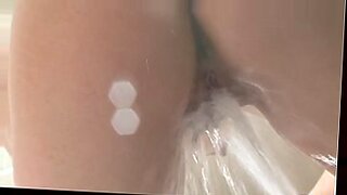 young girl first time xxx video with blood