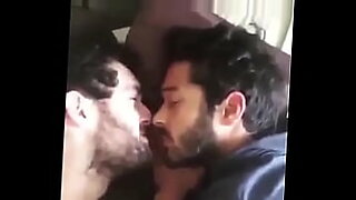 debognair indian kiss and fuck in cae