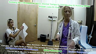 male dr check women patient