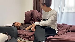 girlfriend blindfolds boyfriend and lets mom fuck him