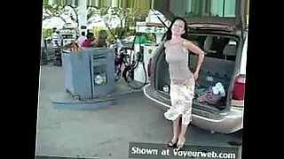 desi girl outdoor pissing video