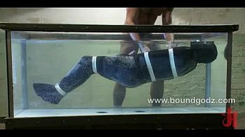 sunny leone fucked by tommy gunn full download hd